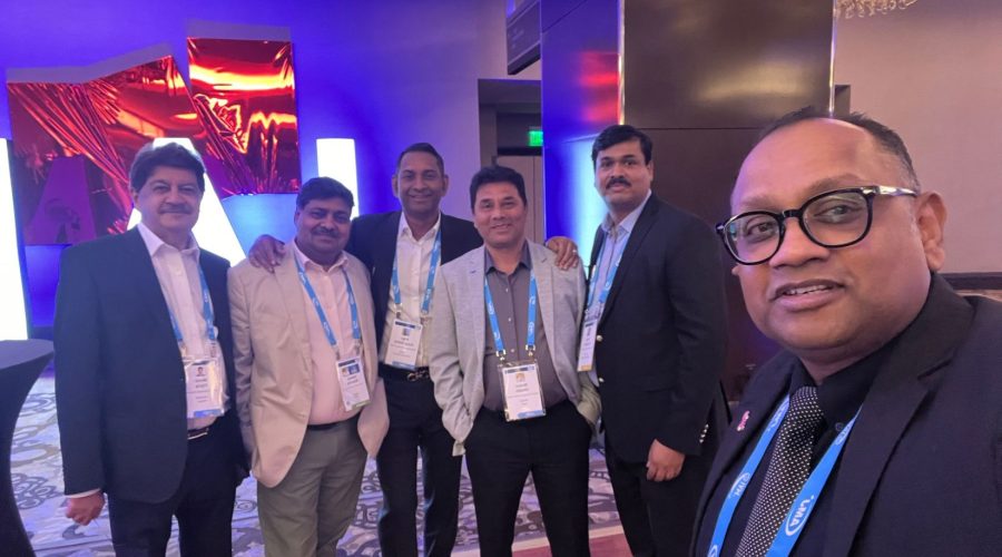 ara-members-enjoying-party ara-members-enjoying-party